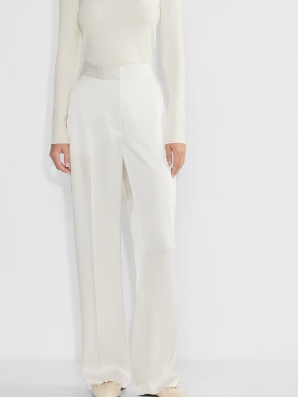 Aritzia Wilfred "The Limitless Pant" Satin, Light Birch
